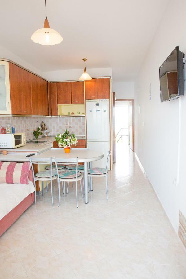 Ferienwohnung Chara'S Sea View House CCharaki Exterior foto