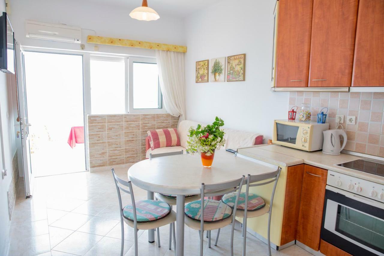 Ferienwohnung Chara'S Sea View House CCharaki Exterior foto